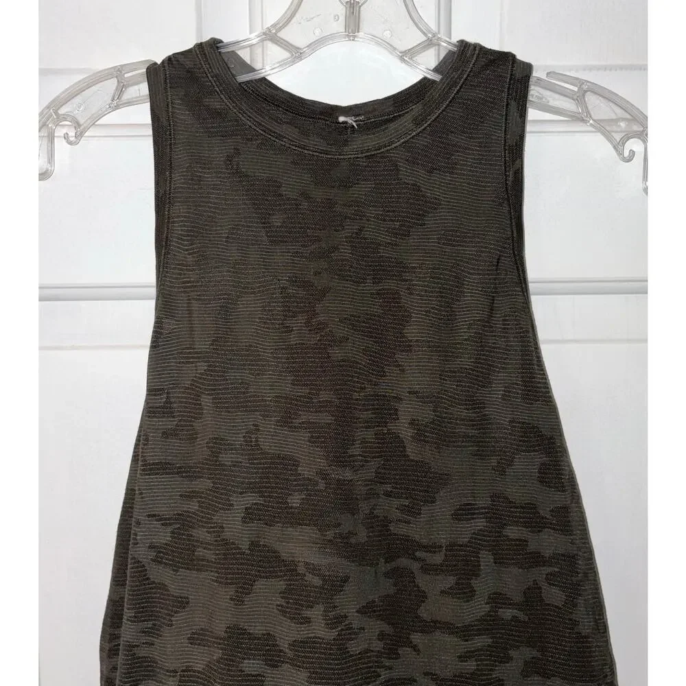 Lululemon Green Lightweight Miles Ahead Camo High Neck Tank